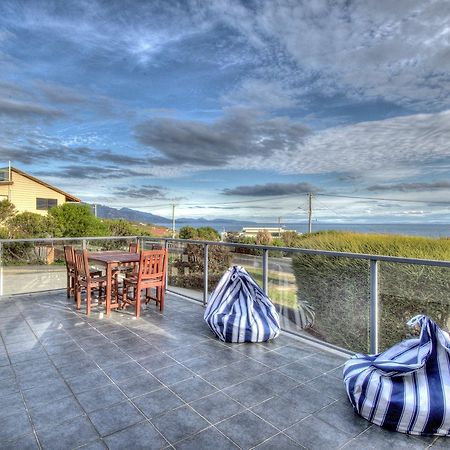 Villa Blue Waves Coles Bay Exterior foto